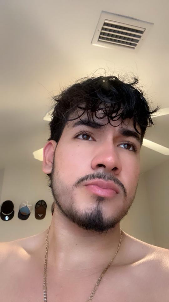 @Alexanzueto🤠☘️