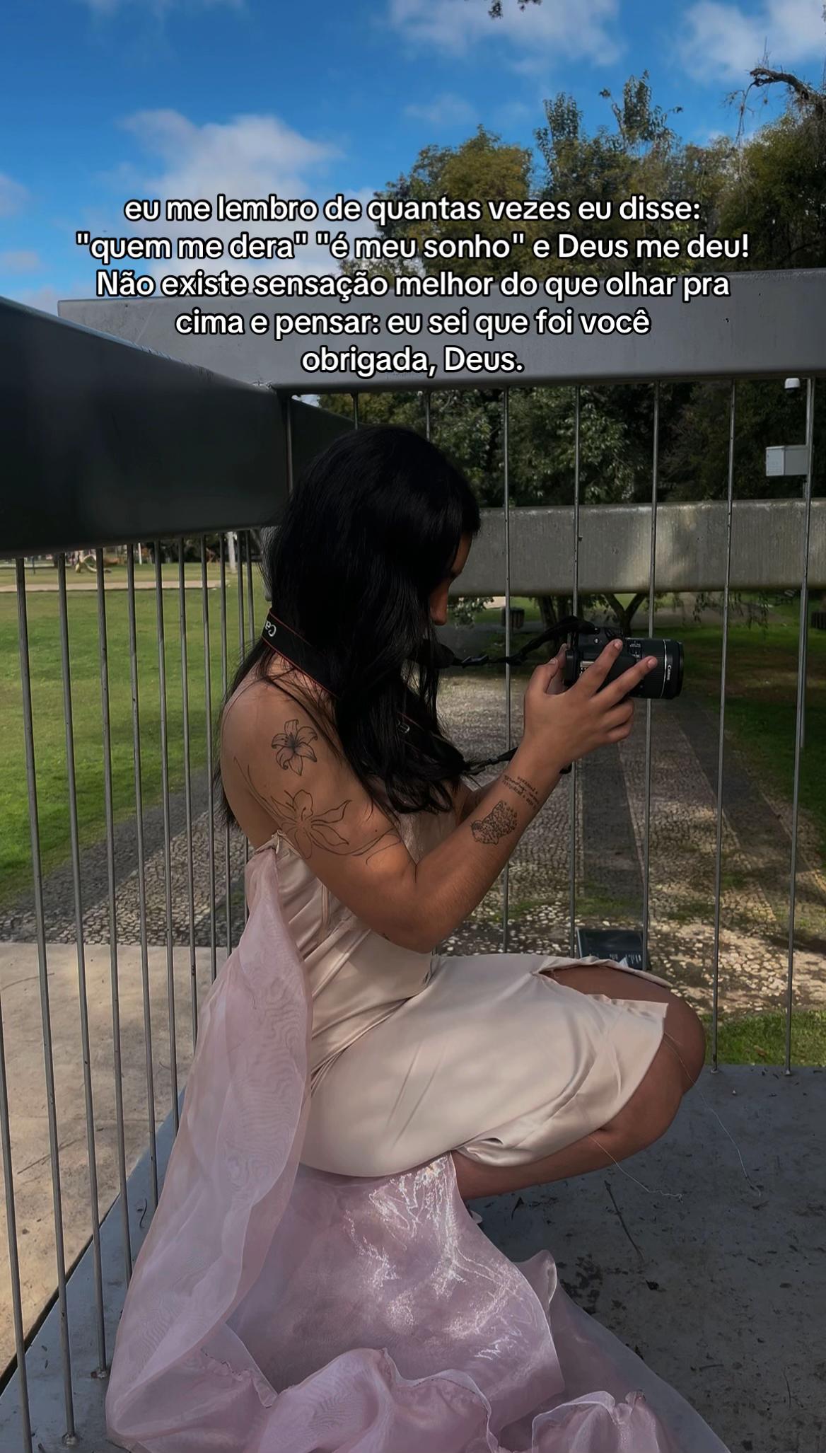 @_rayanemm
