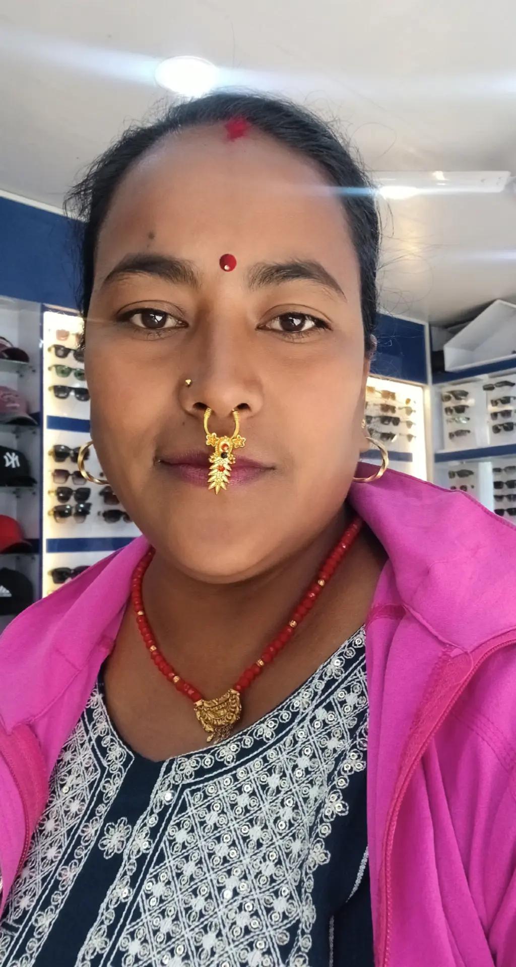 @मिना मगर 💖