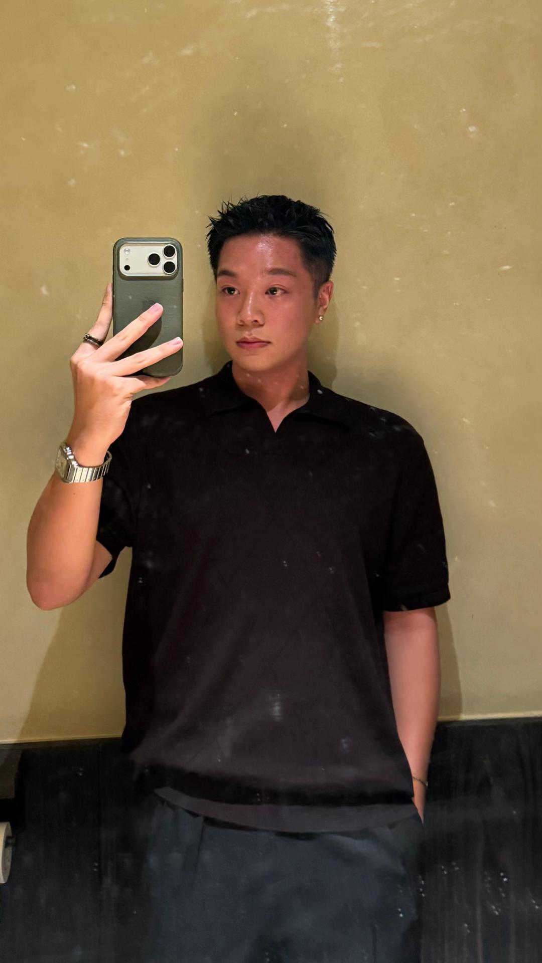 @T