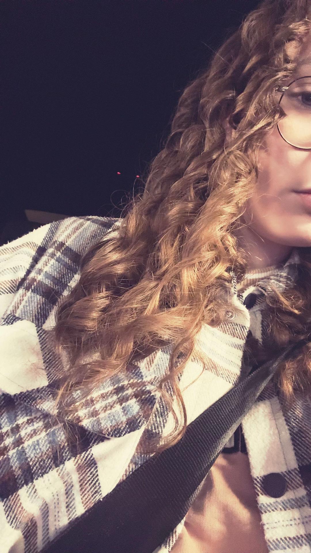 @Adelina1209