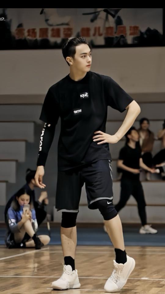 @Idให้โอกาสฉันหน่อย