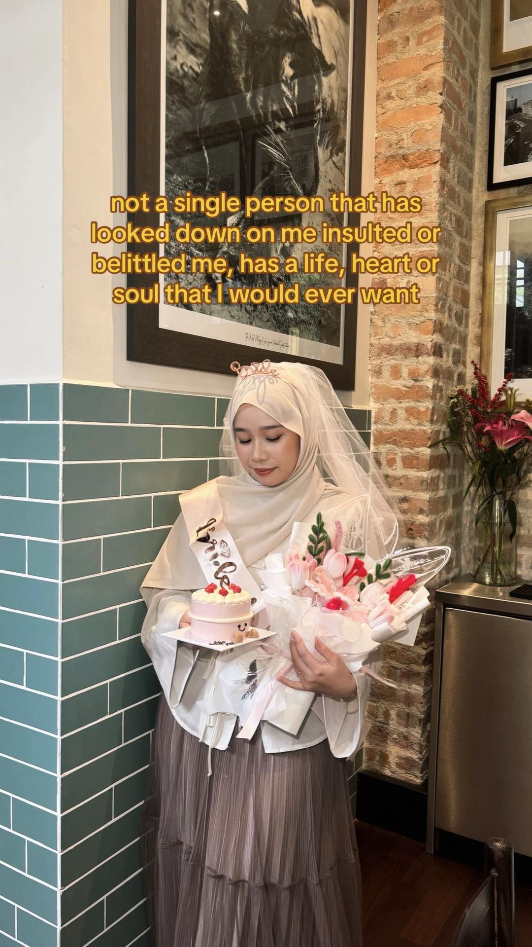 @Syuna