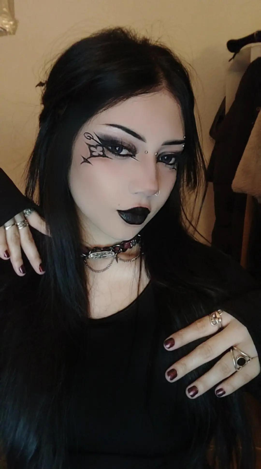 @darkluxe._