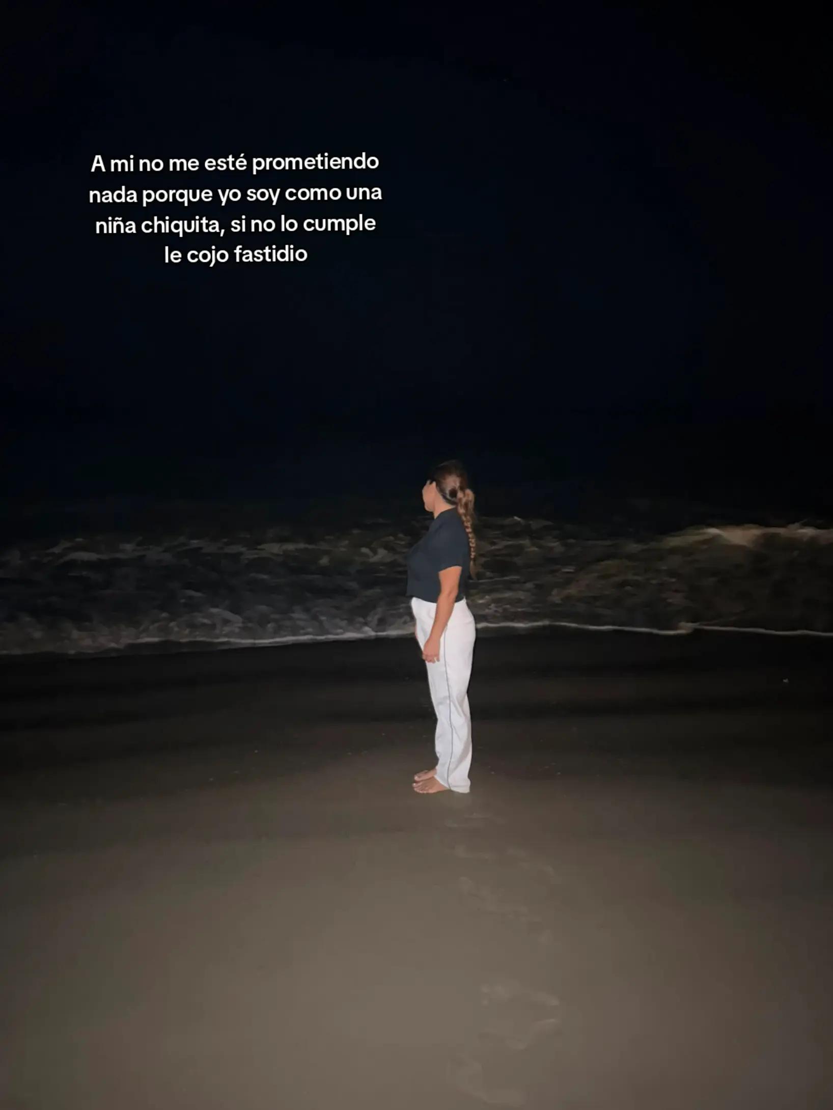 @NICOLE MENDOZA🍕🏖️