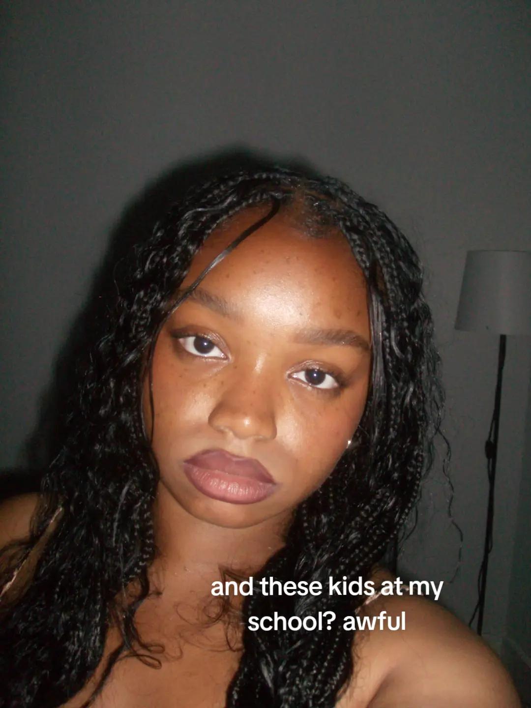 @Zyona