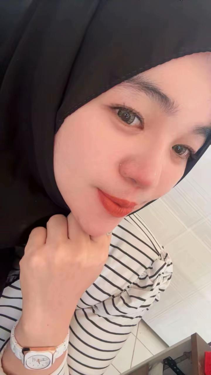 @Chechecyl