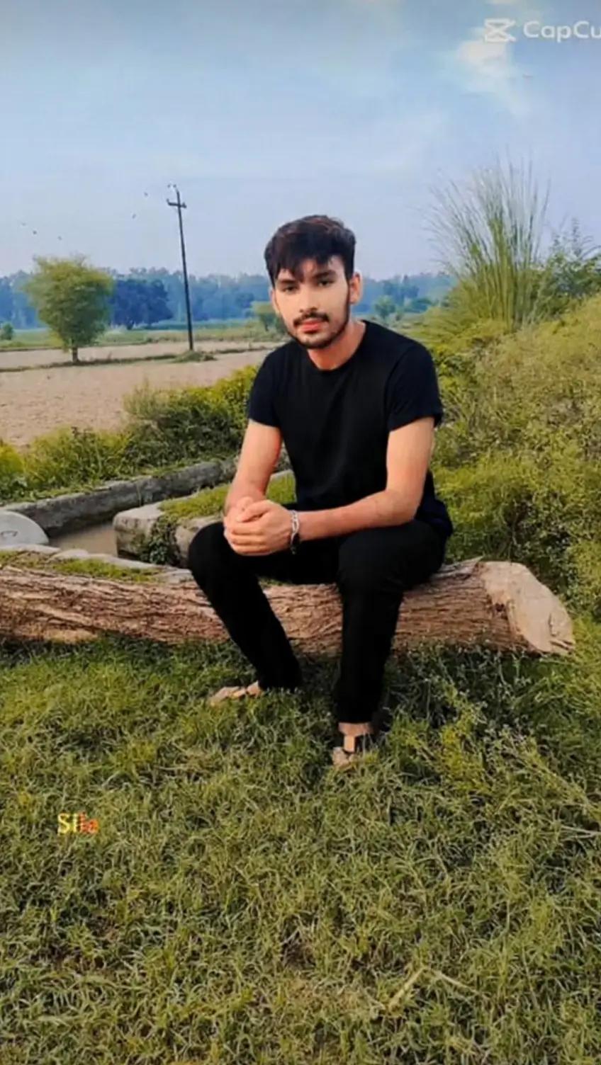 @ULFATMQSOOD🇵🇰