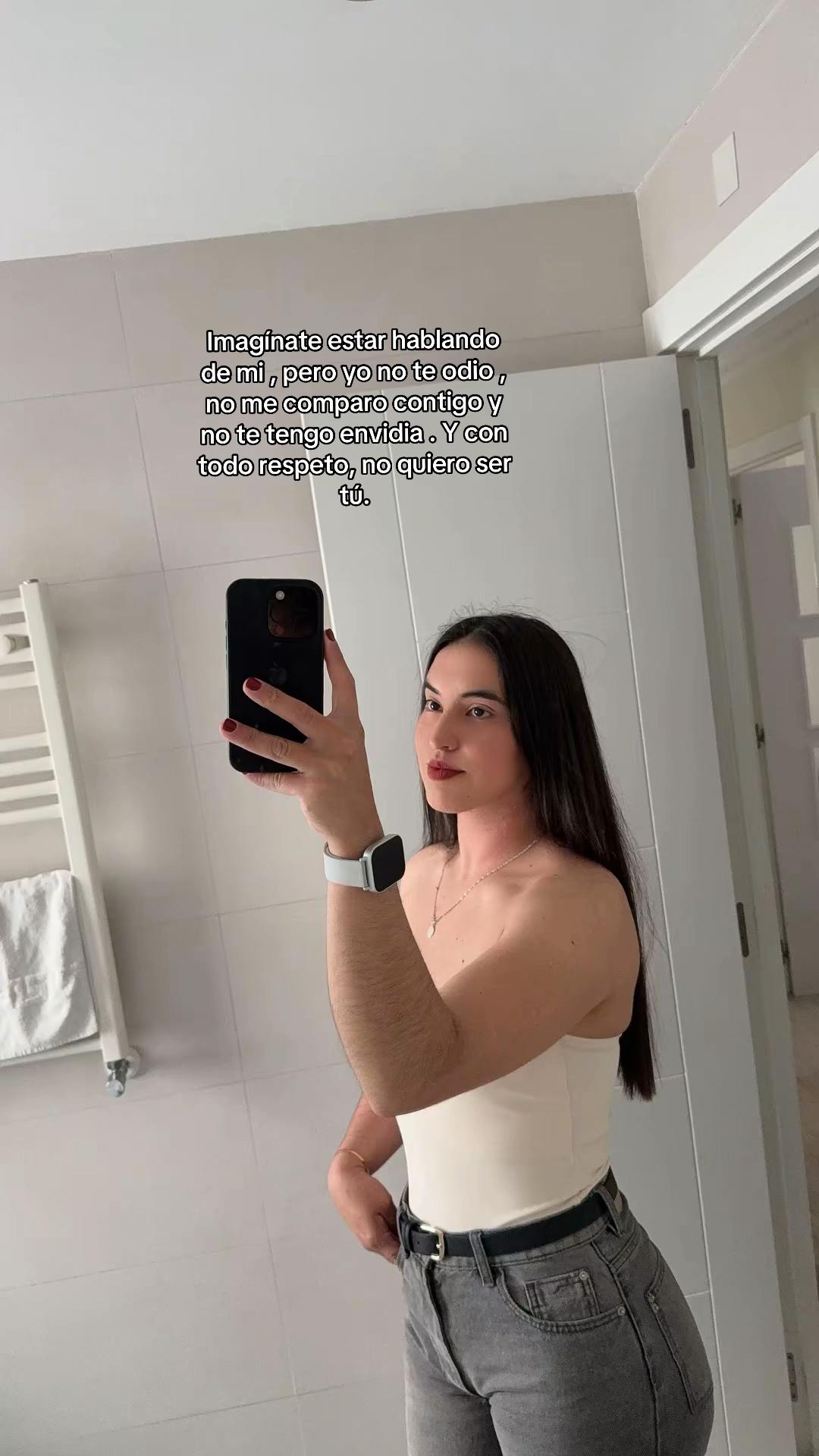 @️Lilian Velázquez