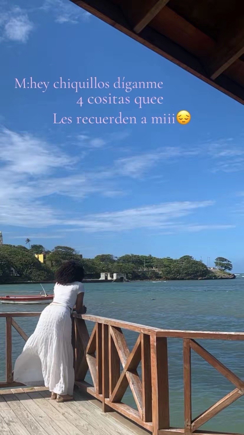 @María
