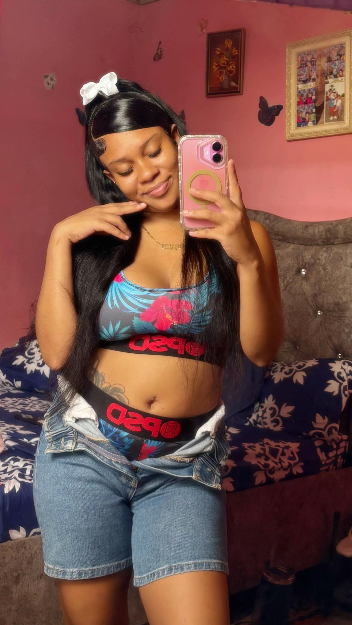 @LikkleMiss😻🎀