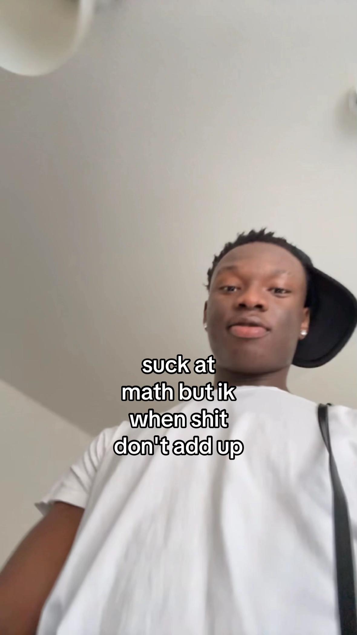 @⃟