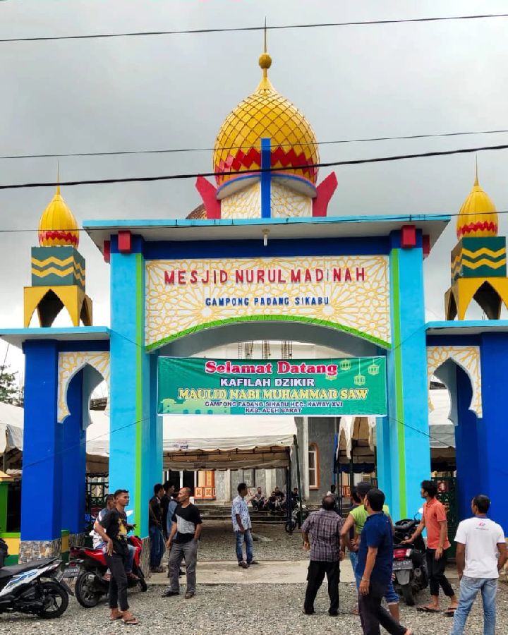 @PADANG SIKABU