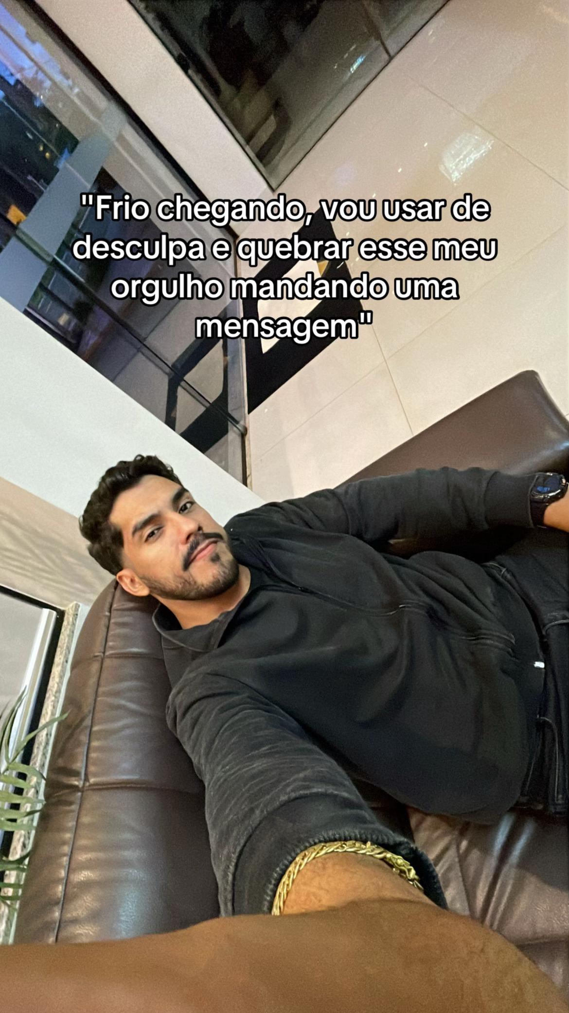 @Vitorino