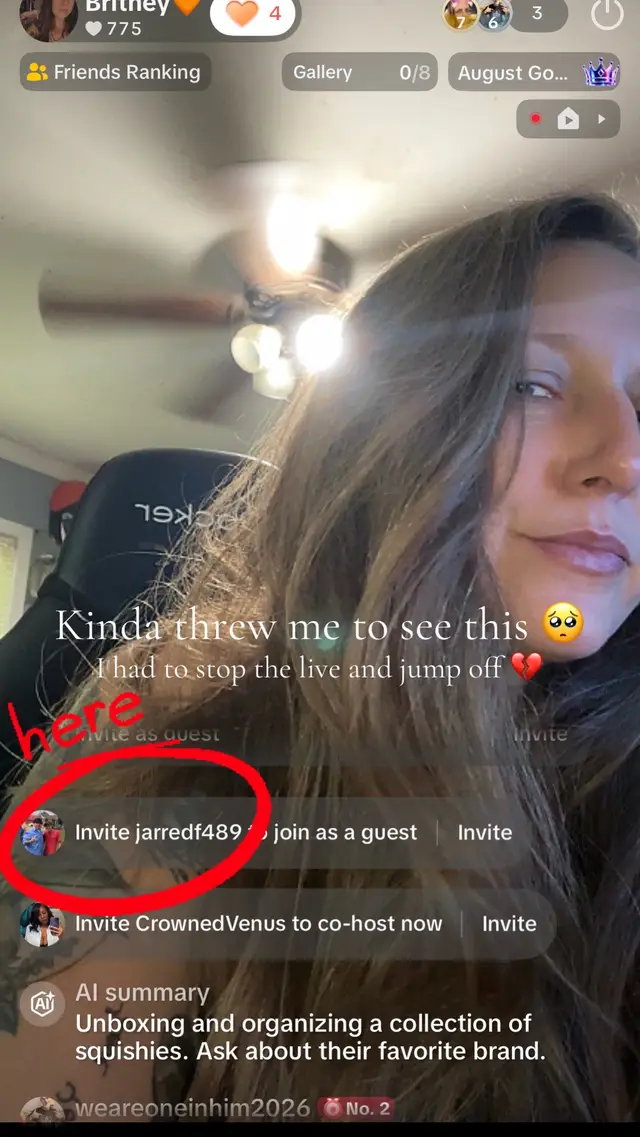 @Britney🧡