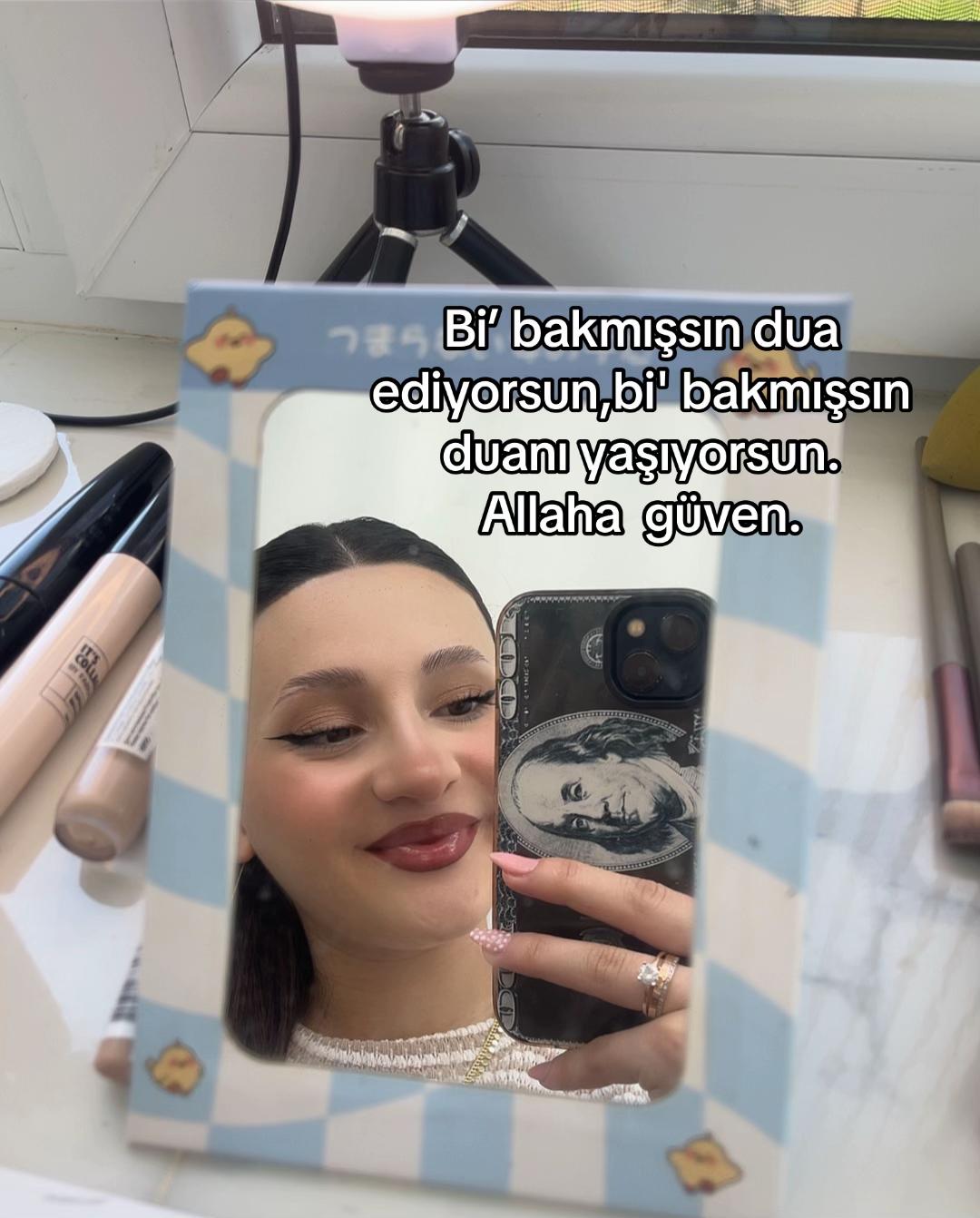@Kamiş Leyloş🩵