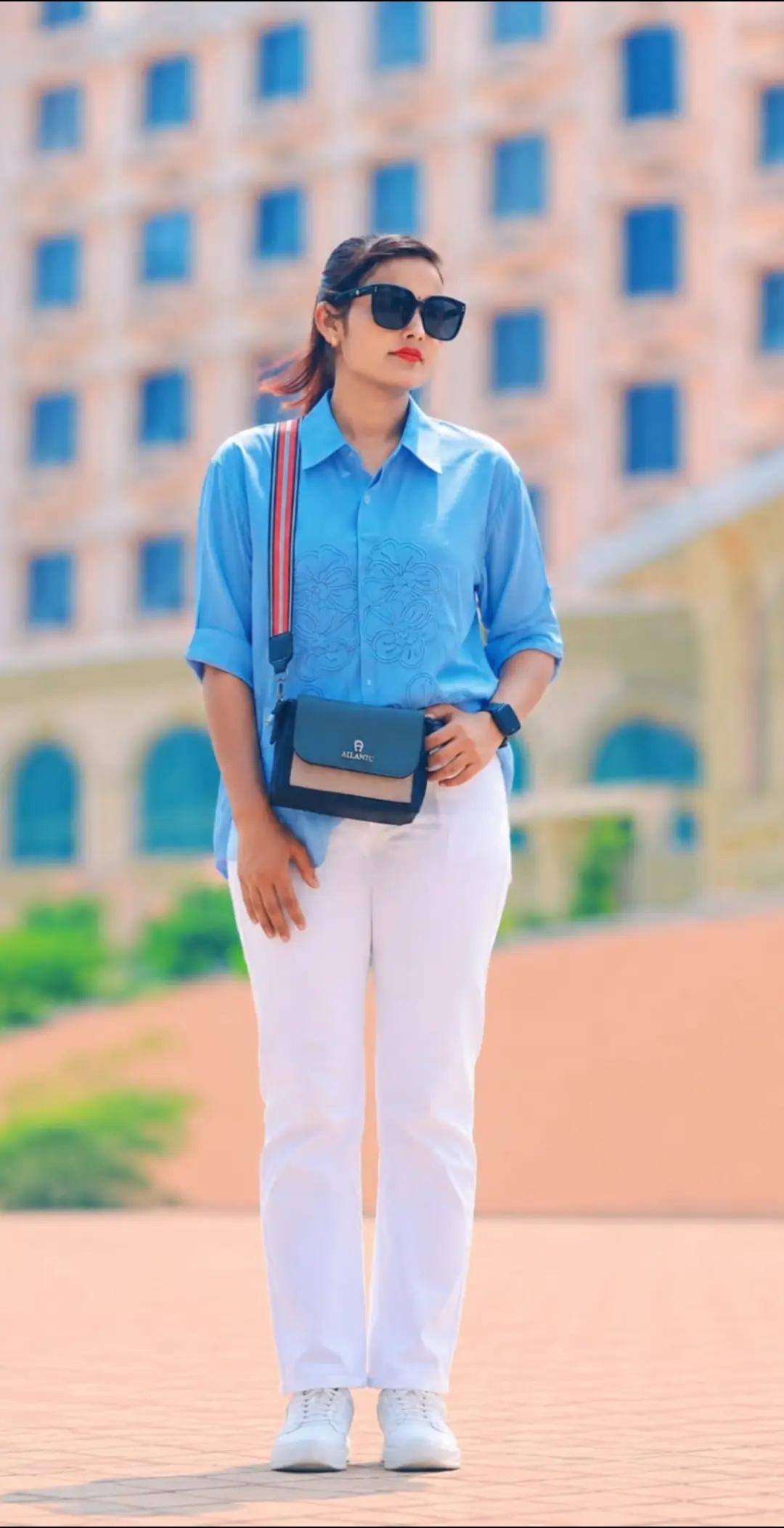 @👑Riya Rawal💎🦚🪷♾️Queen 👑