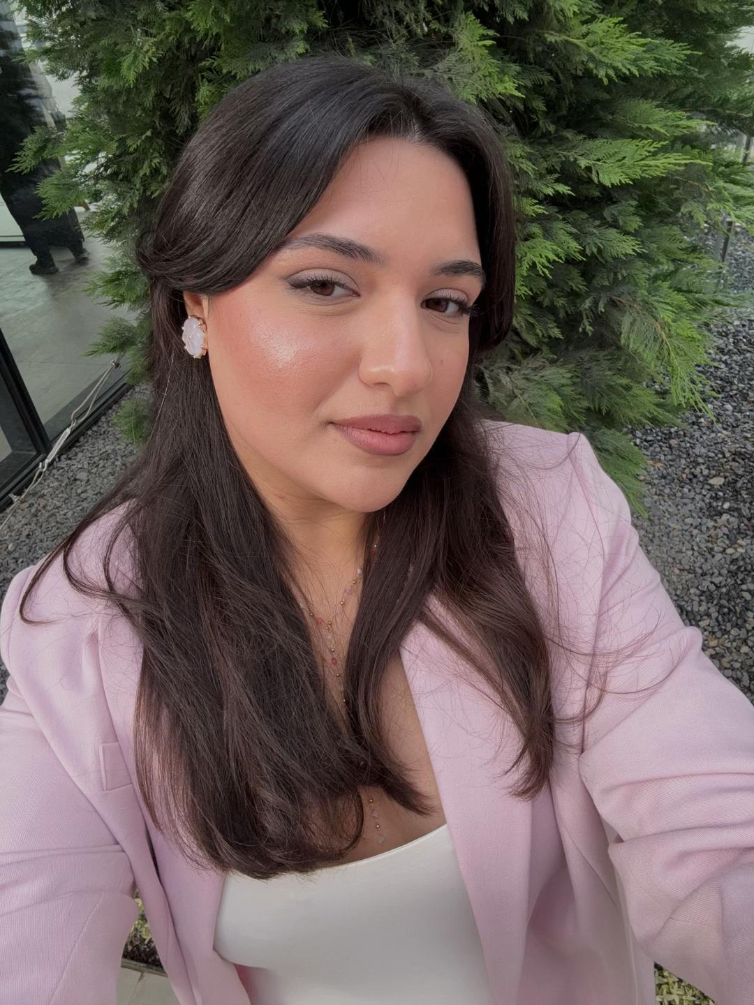 @G&uuml;lnur ୨ৎ