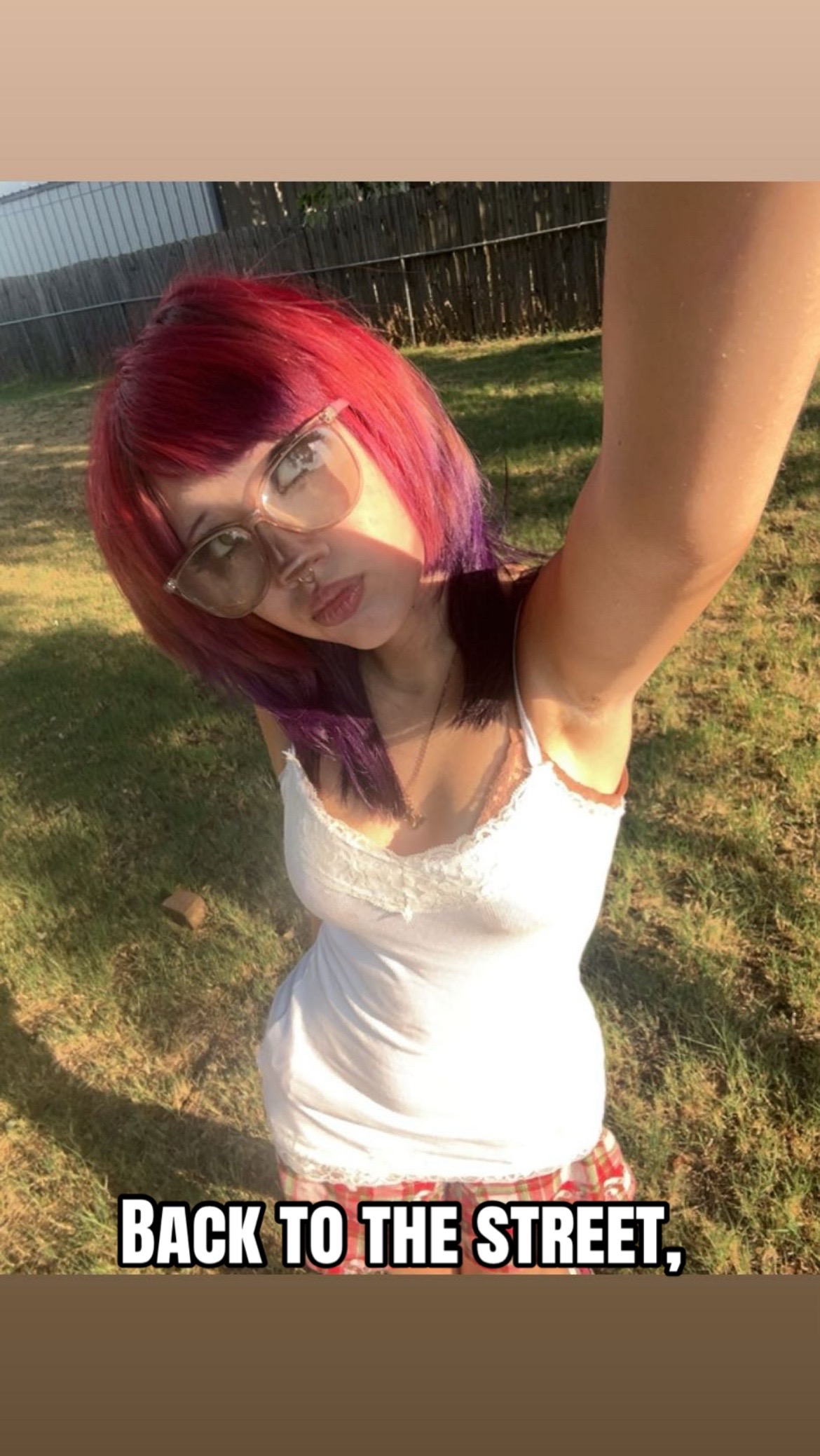 @R🦇🧁🧟♀️👀
