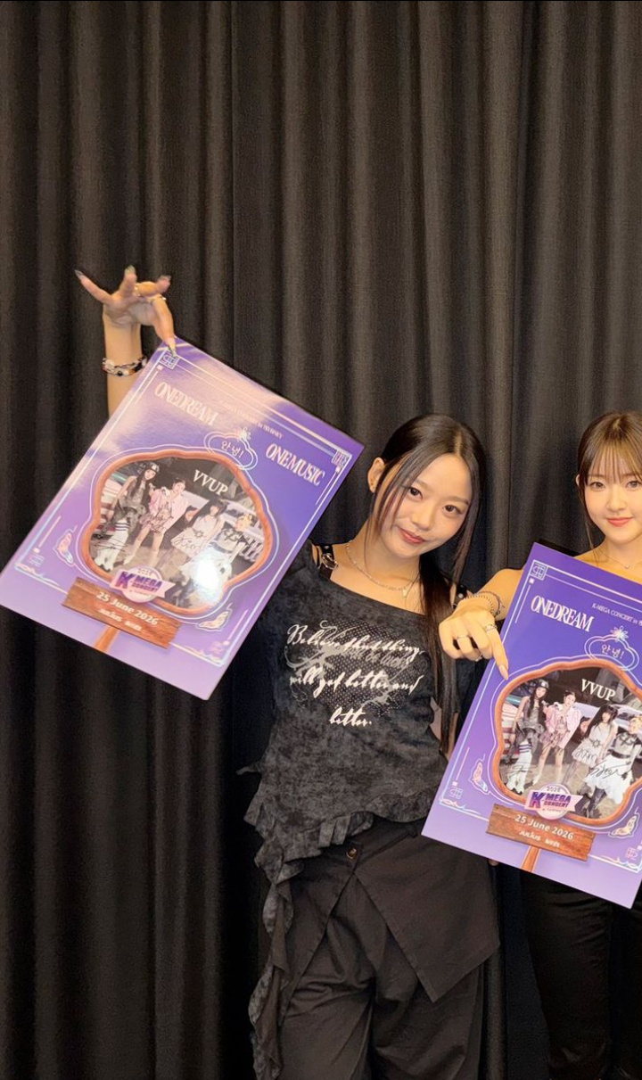 @appleup⋆
