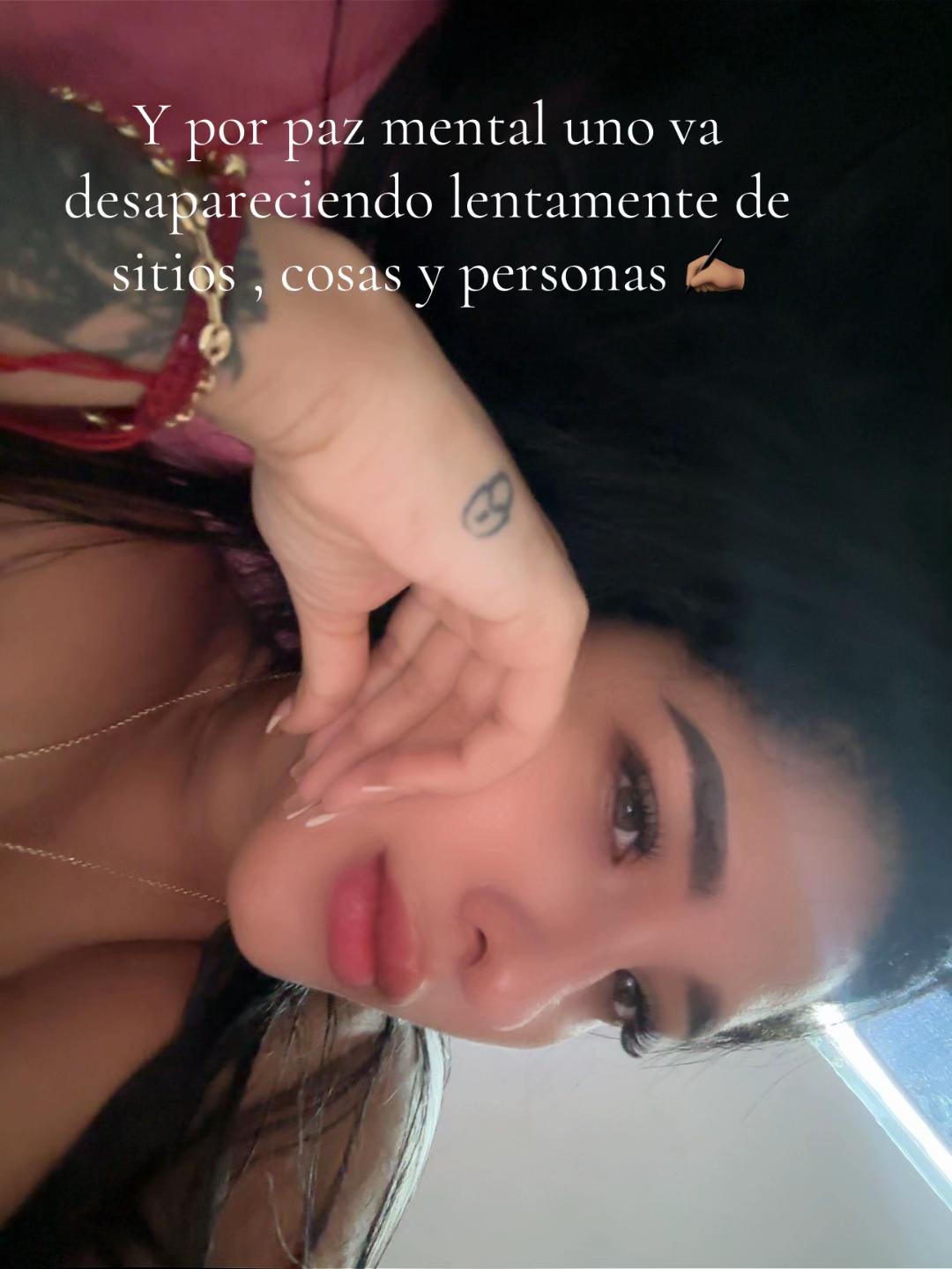 @Karolina Echeverry 👄