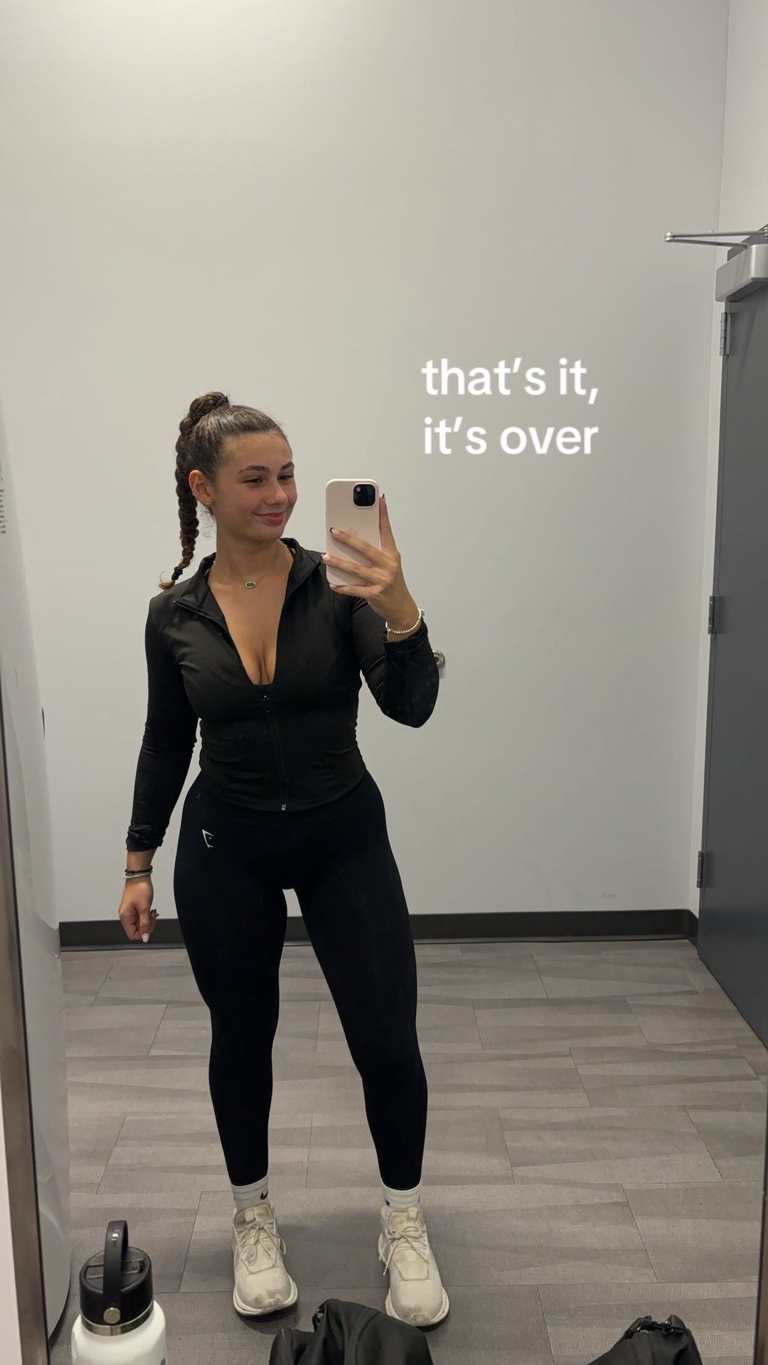 @ZoeKarampelas