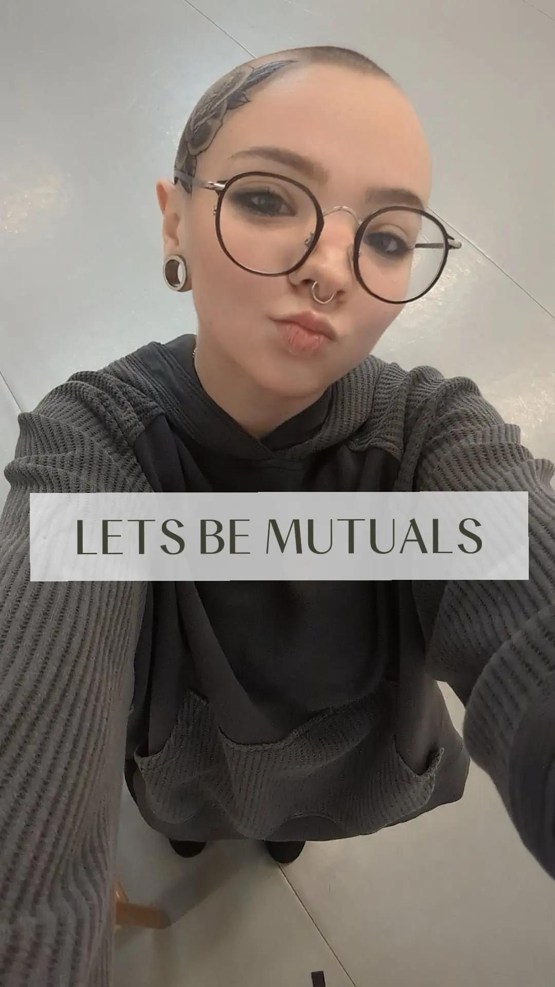 @🕸️🦇julz🦇🕸️