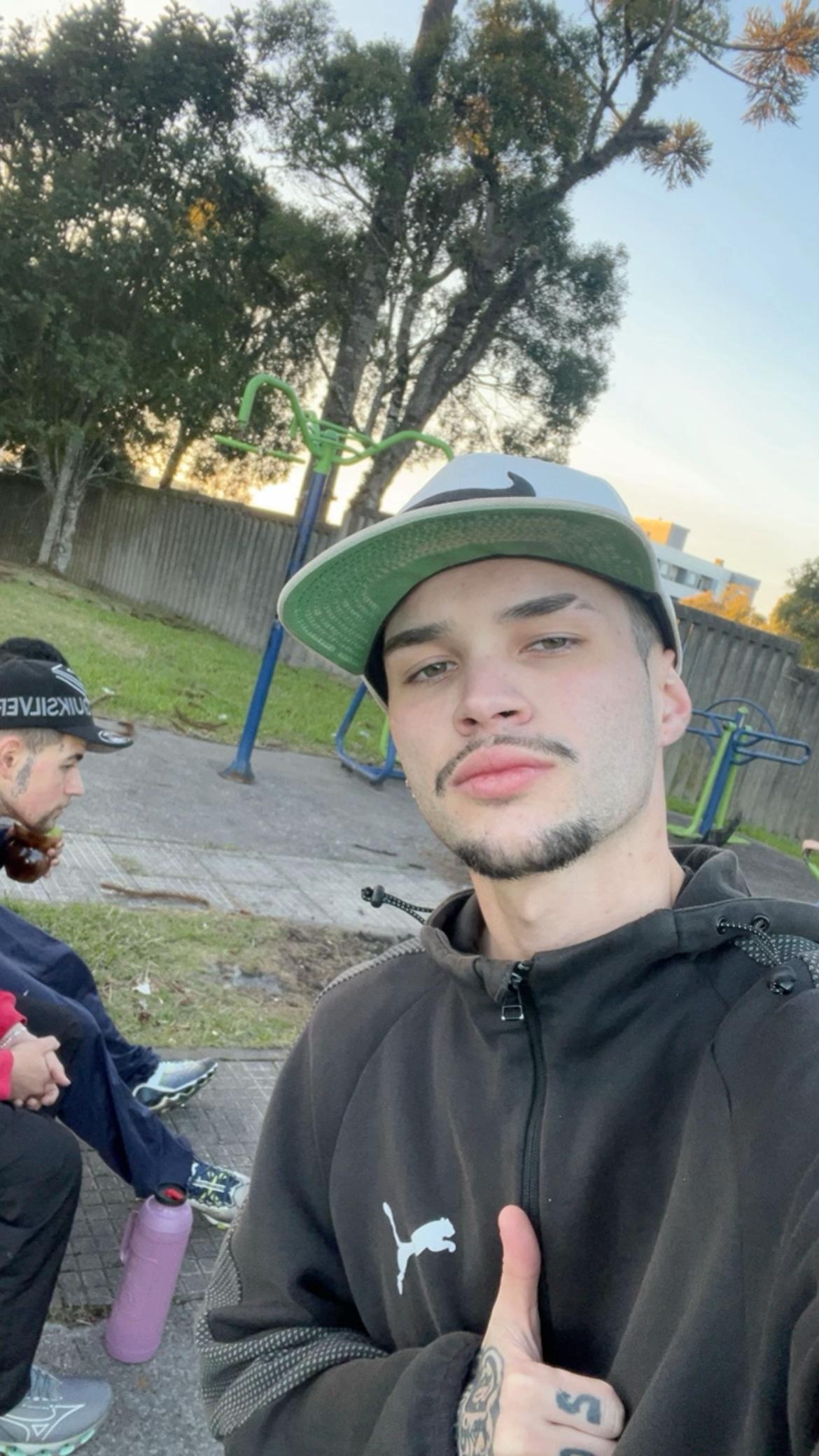 @lz12_