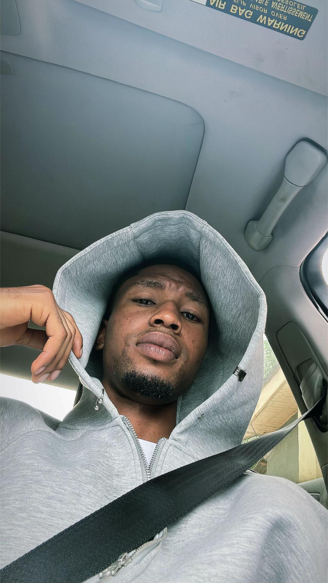 @G-boy👨&zwj;⚕️🔞🕊️