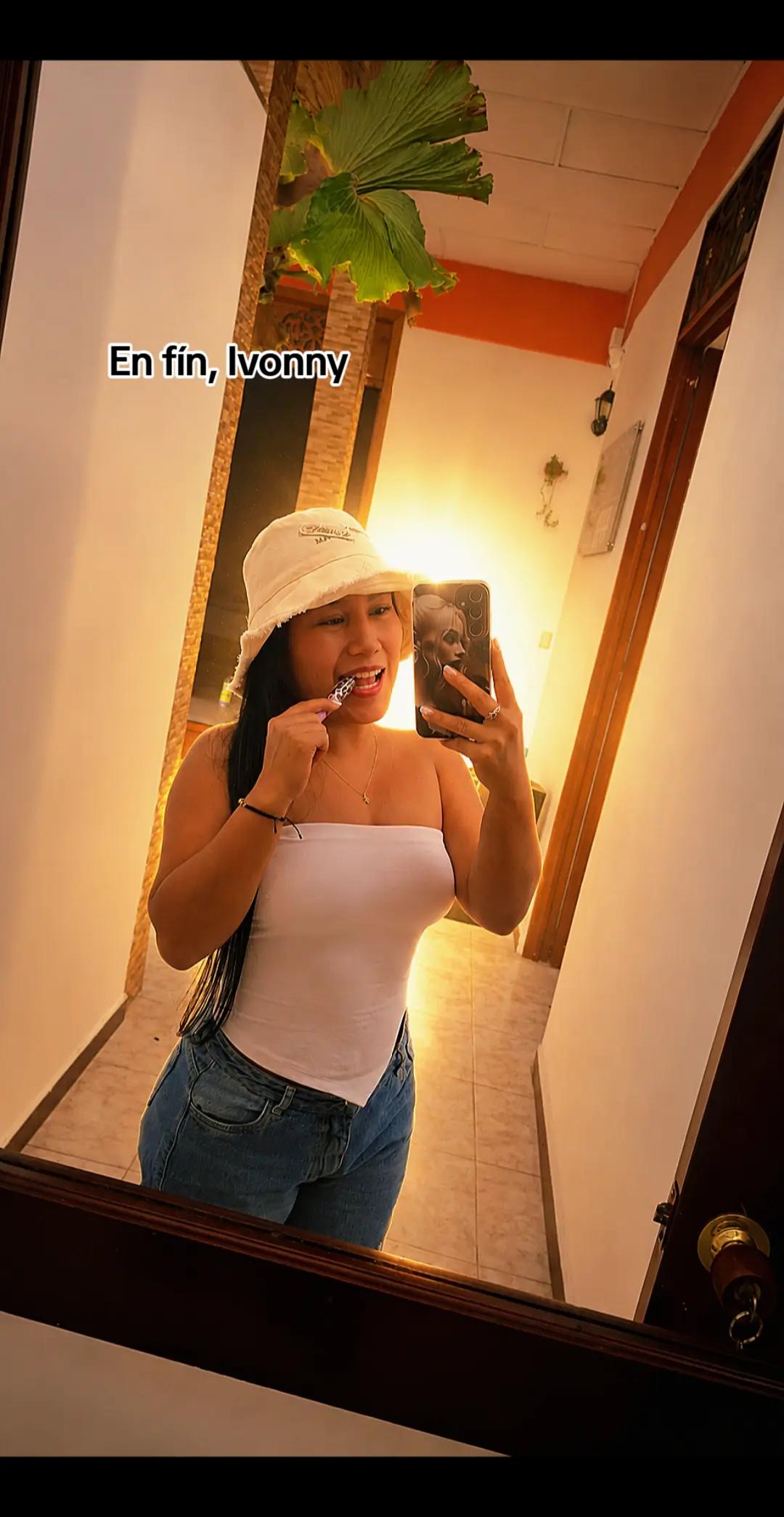 @Y I S E T 💙 👑
