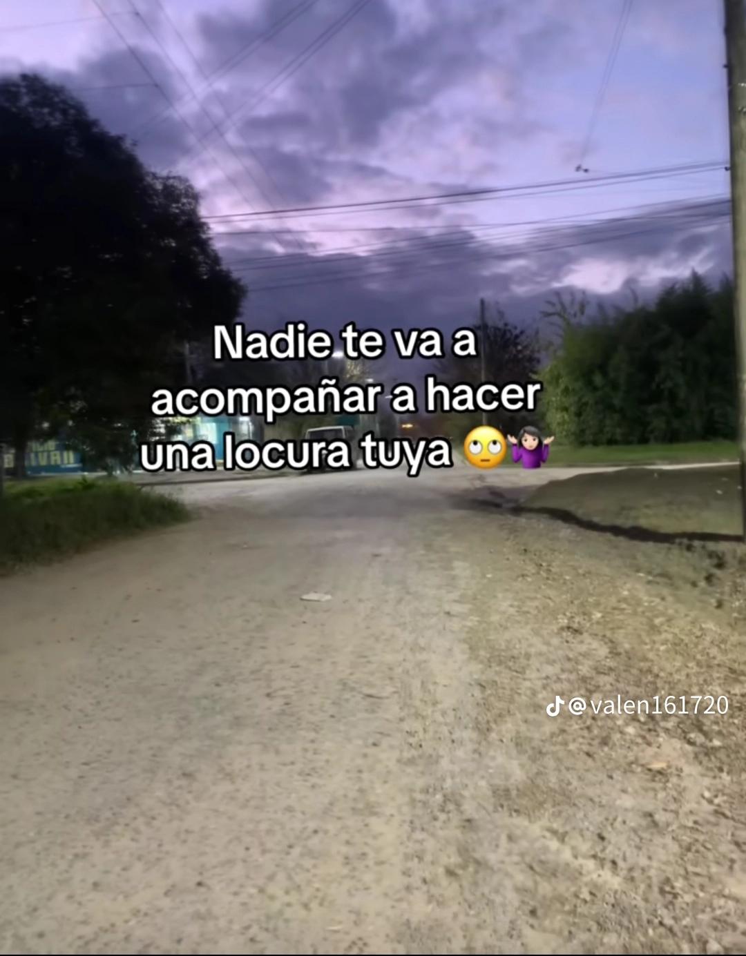 @Lau 🌸!!.