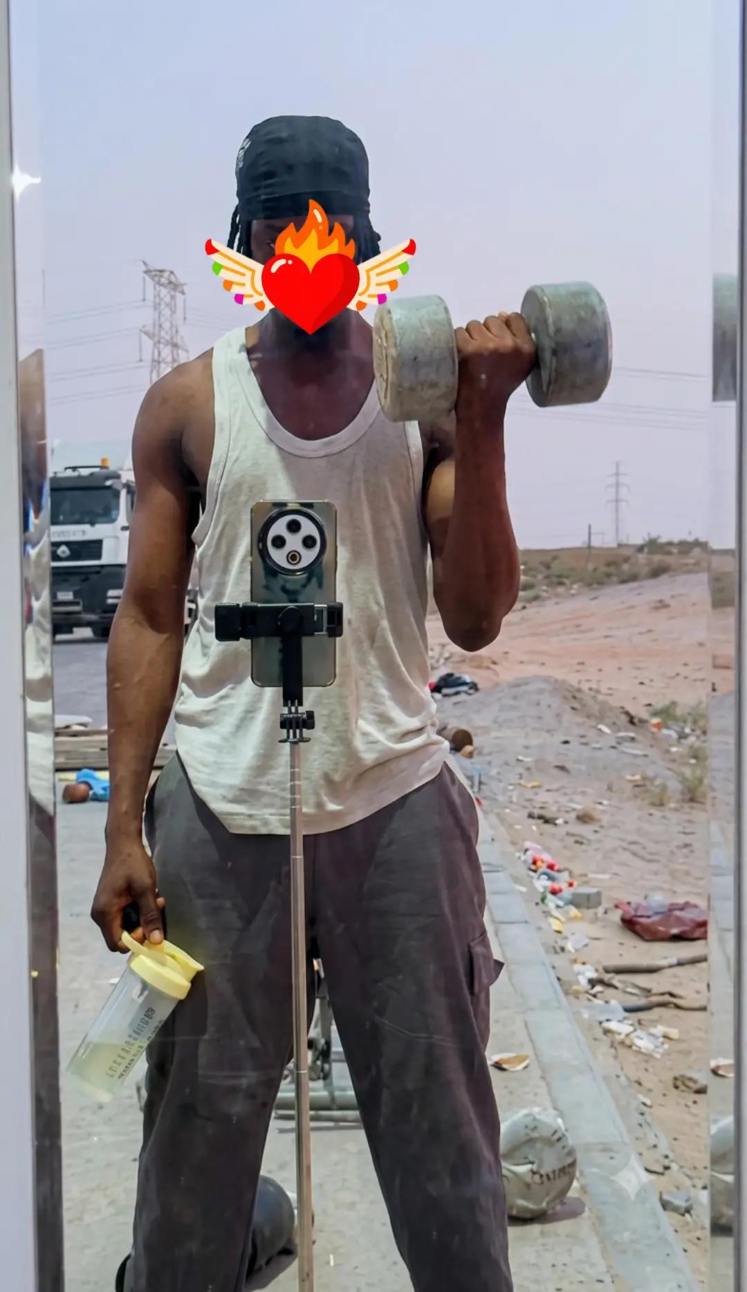@celebritypainter1🇬🇭🇦🇪