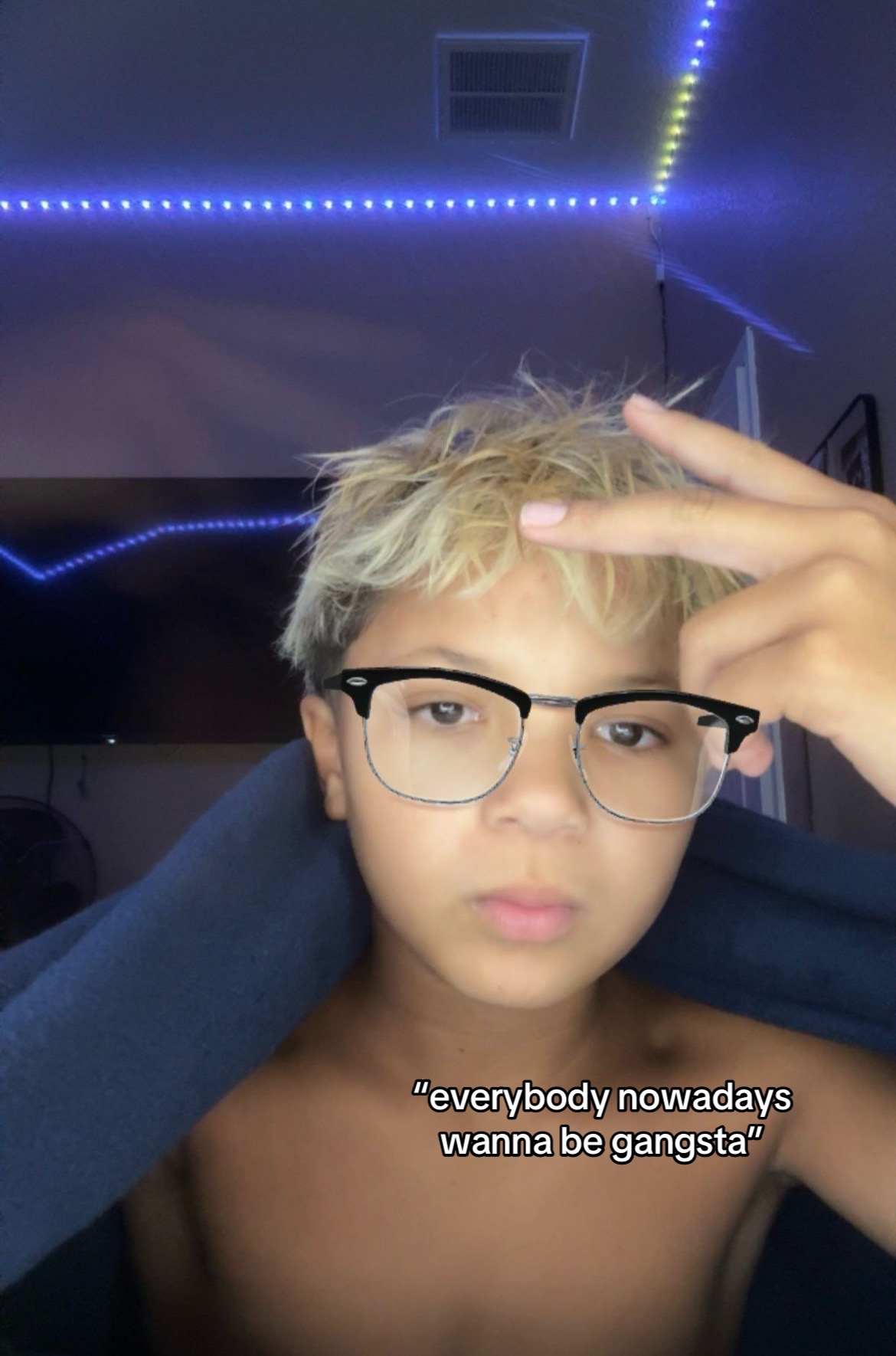 @✝️r0y41