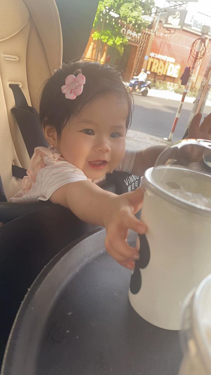 @Con L&agrave; Quỳnh Anh 🥰
