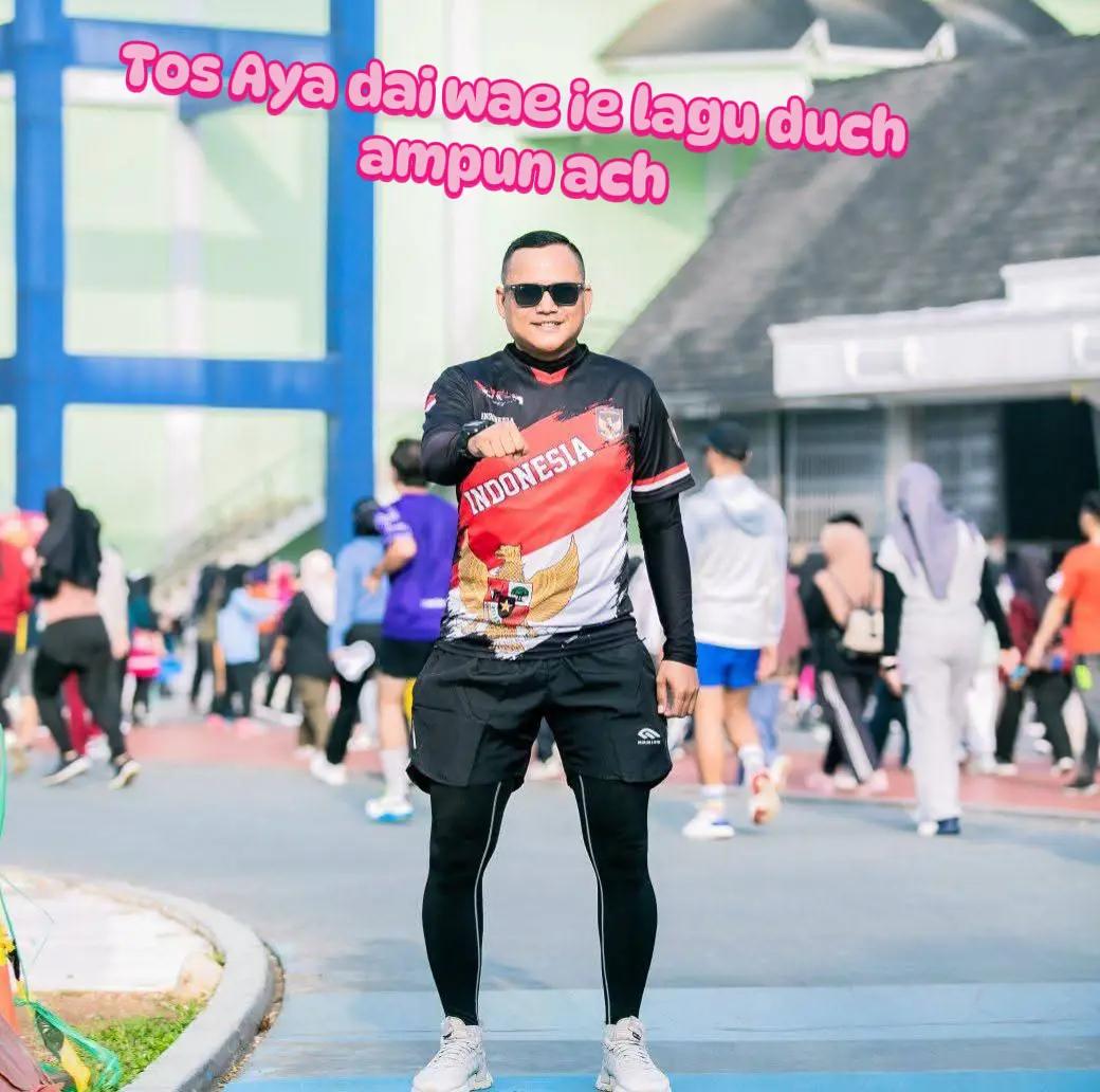 @Dari Kontak Anda
