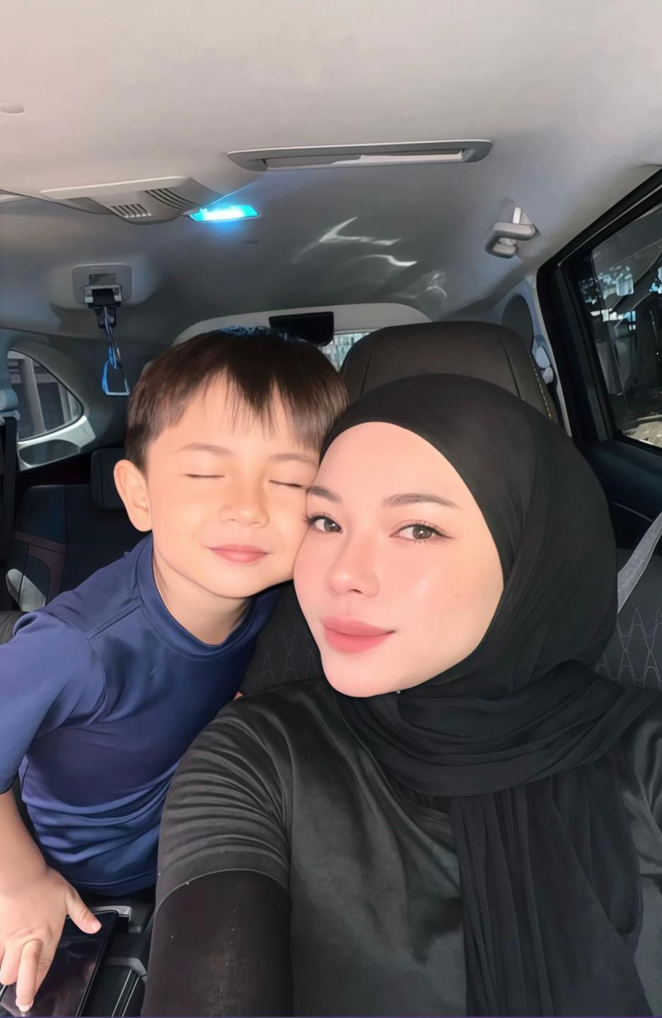 @ēฯkค_,🕊️