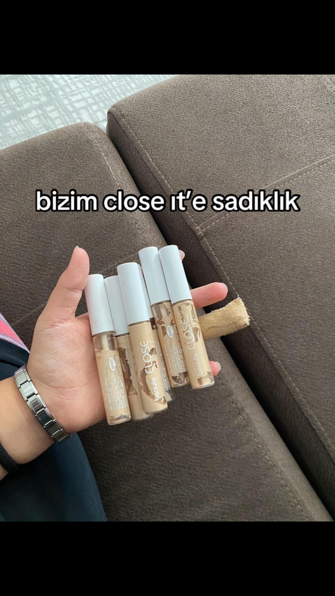 @𝐍
