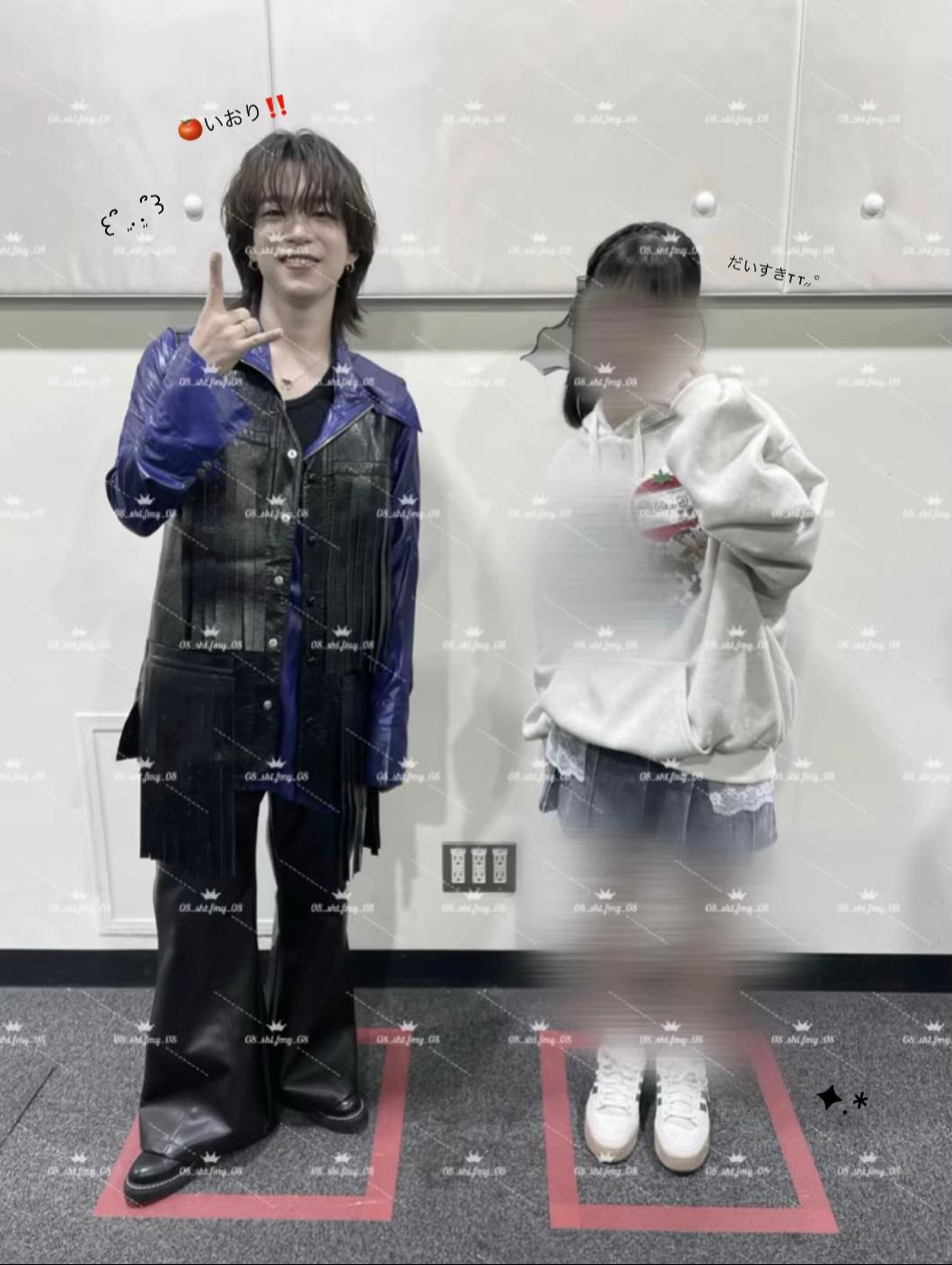 @衣 .