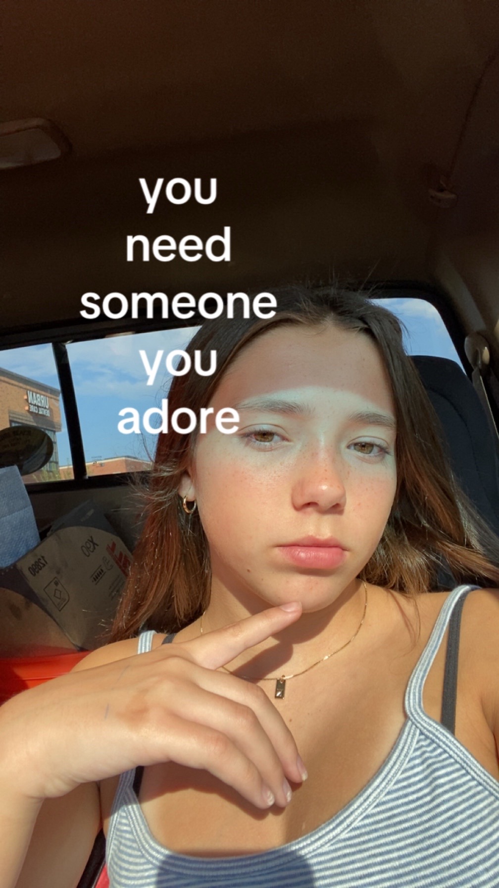 @⃟