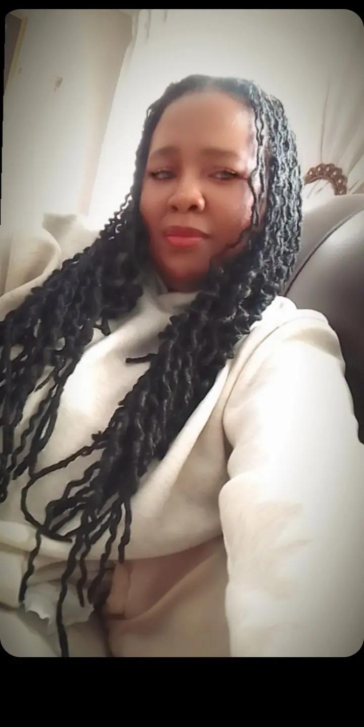 @Charlotte Moletsane