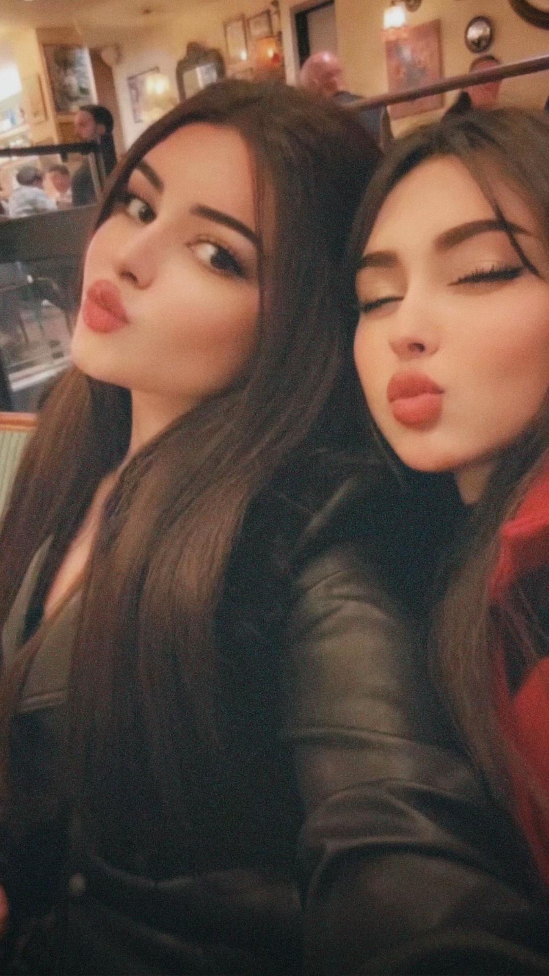 @🫧