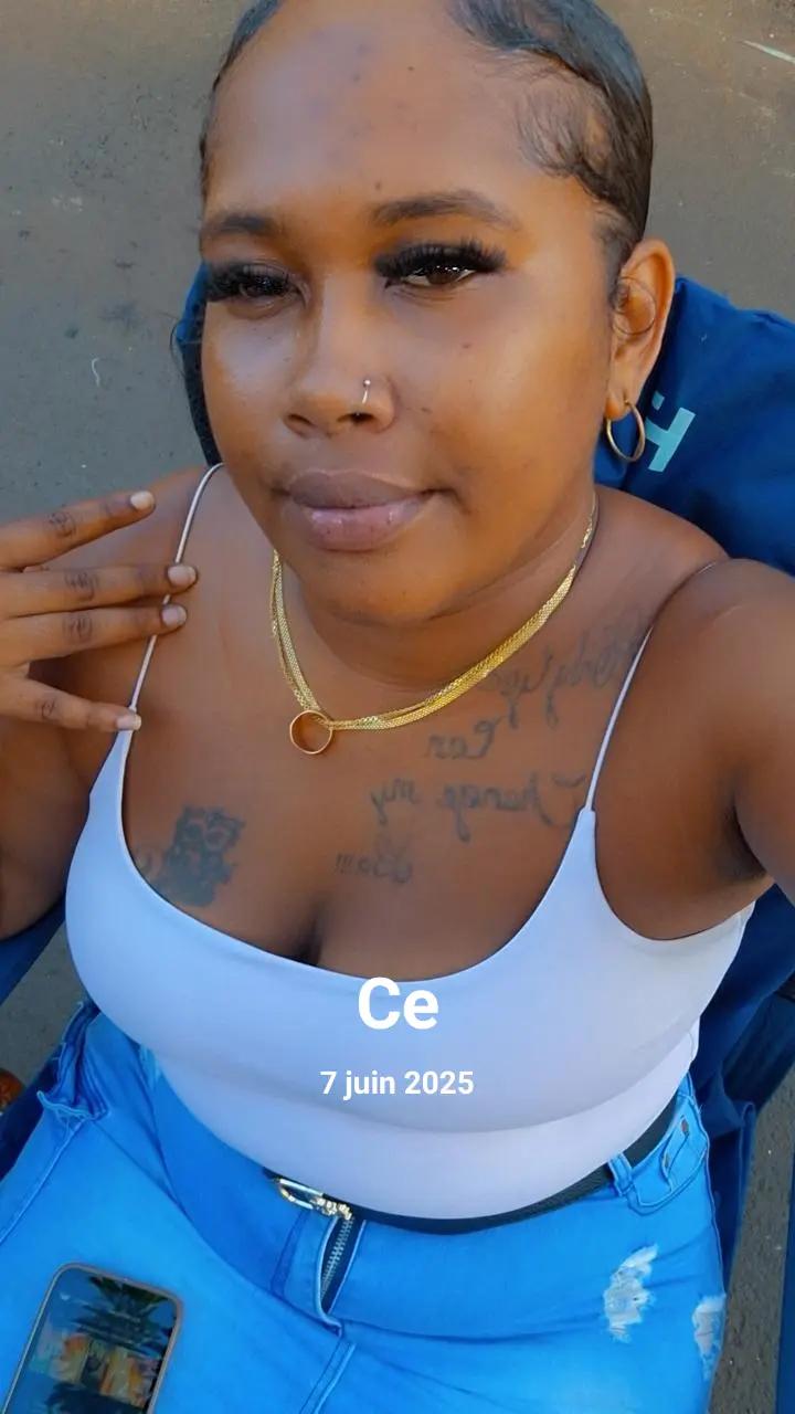 @stellajolicoeur
