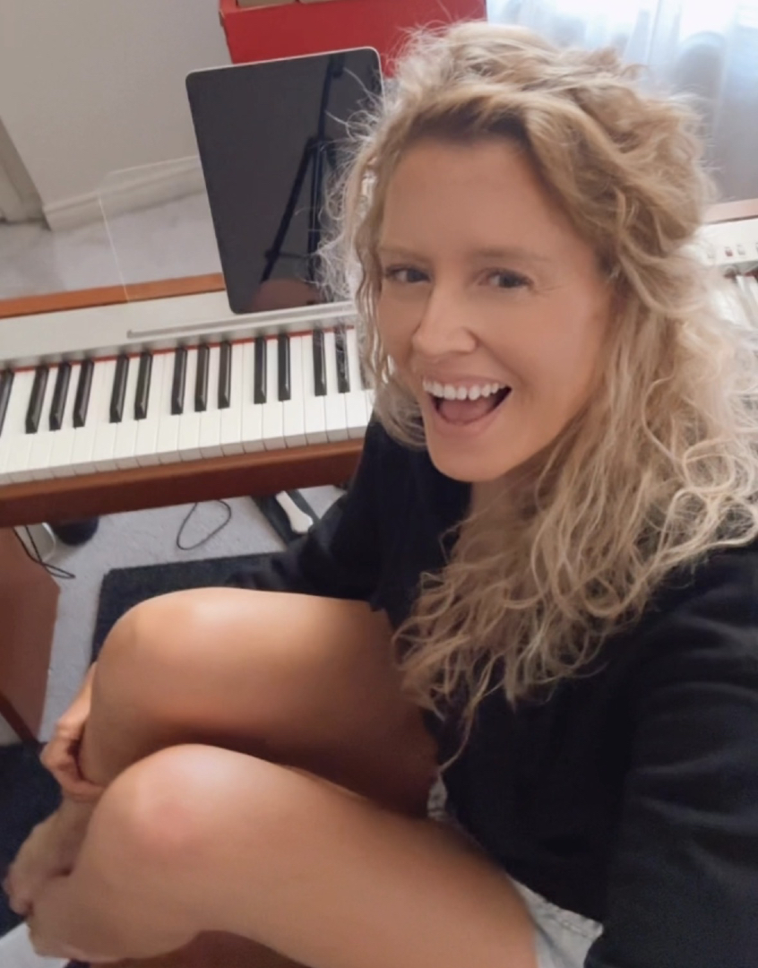@RIS | Online Piano Coach