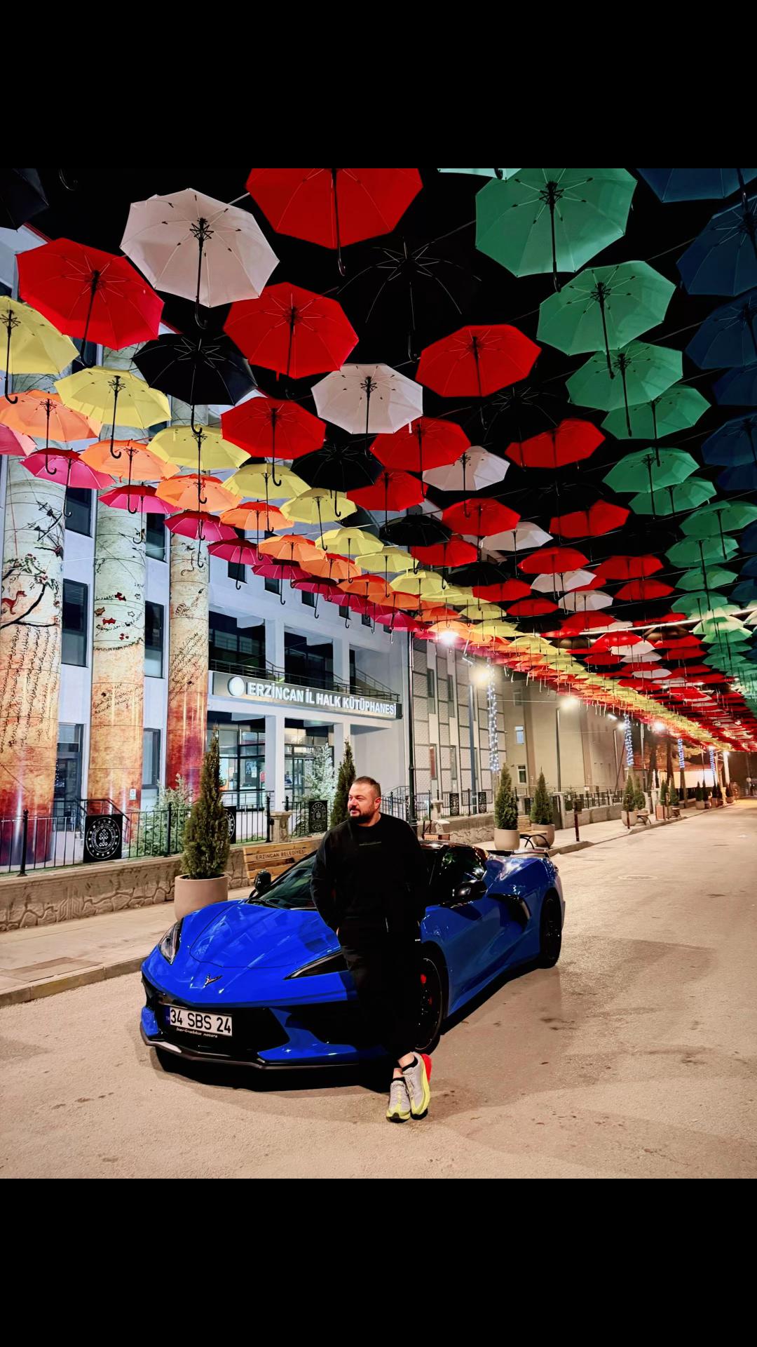 @SerhatSarı&ccedil;i&ccedil;ek