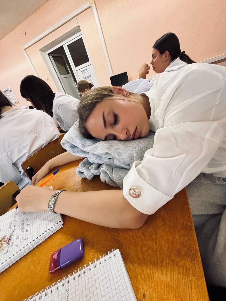 @оно