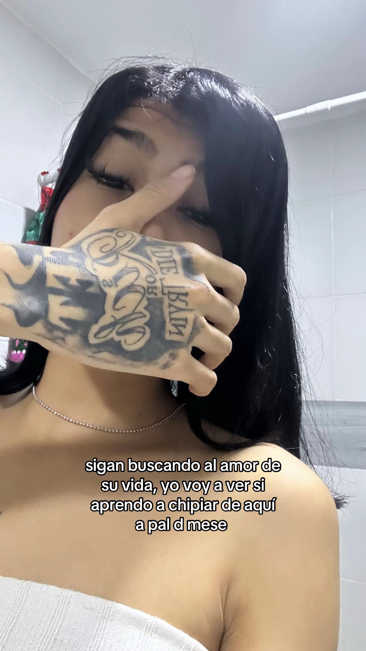 @crymiamor_