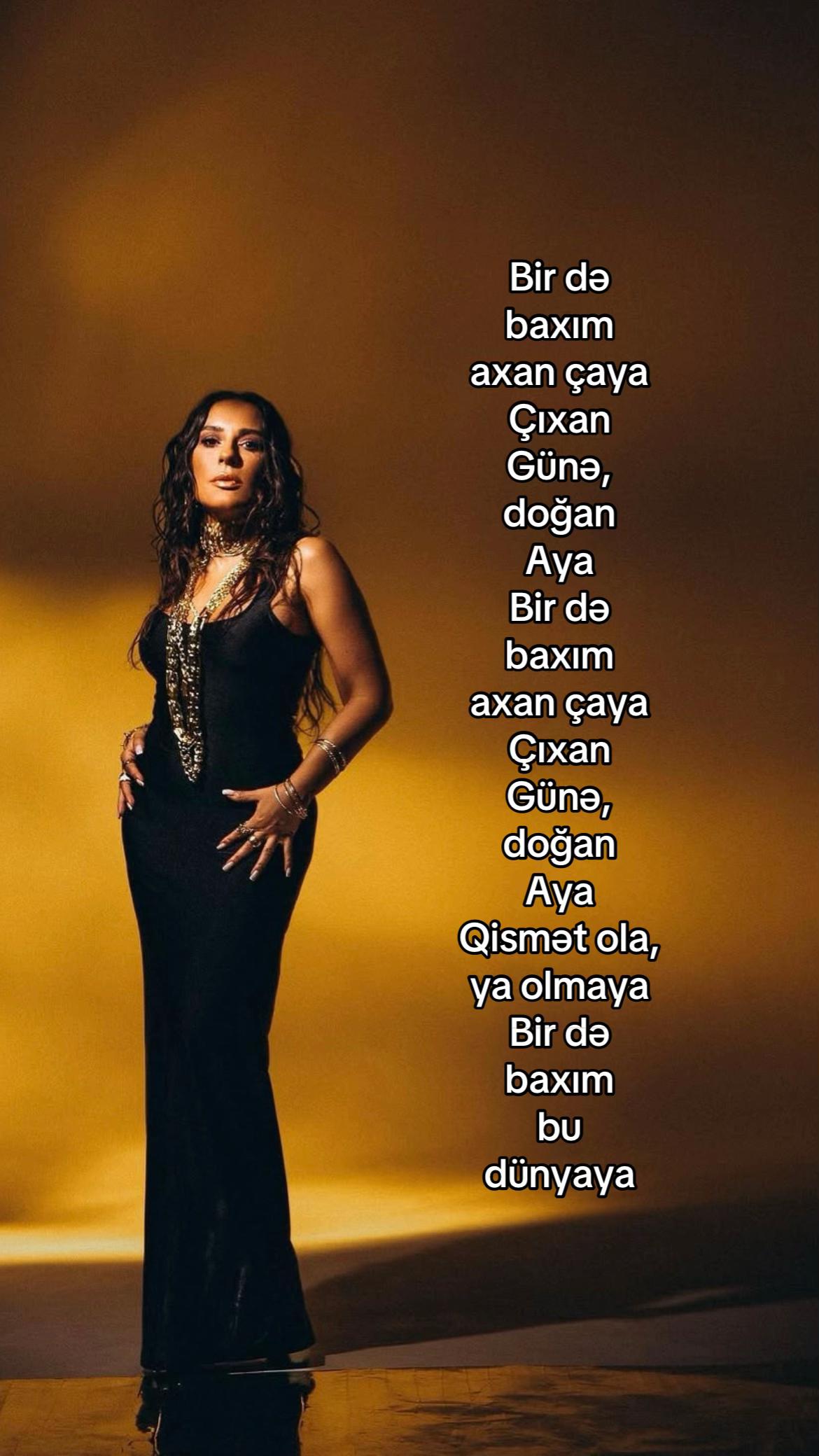 @￴