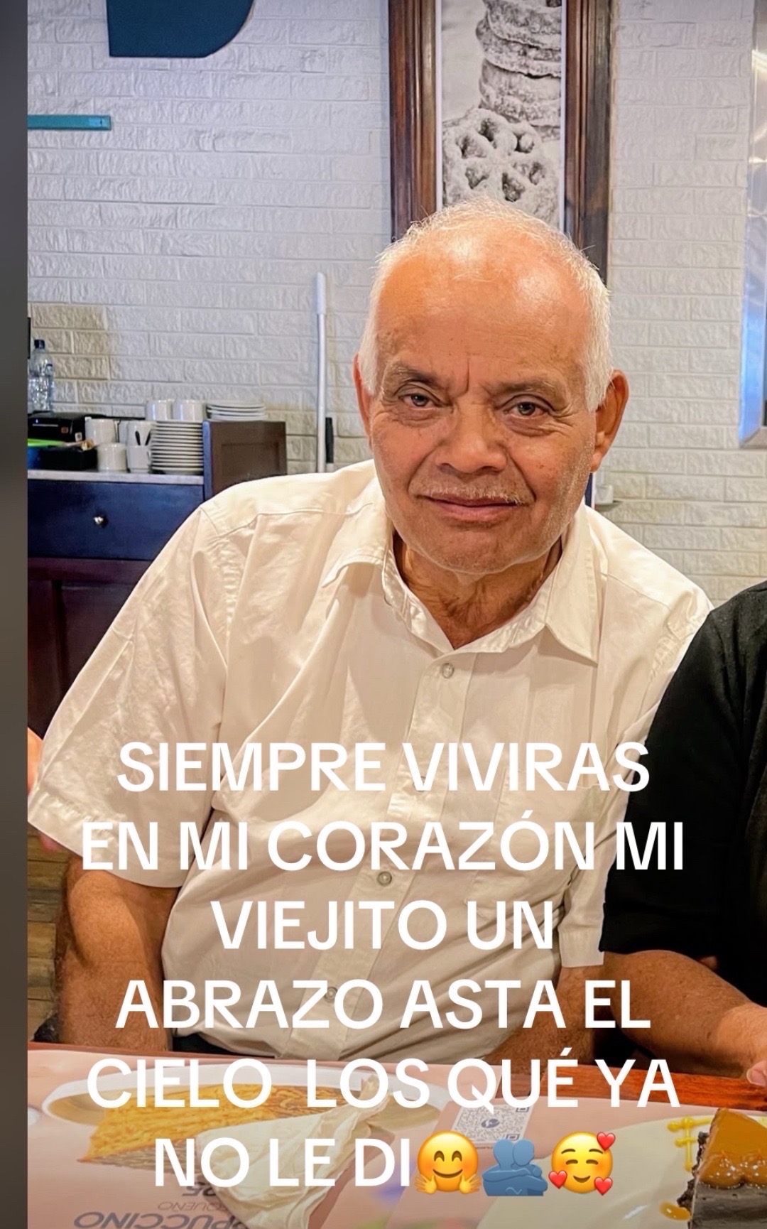 @Q. Adela
