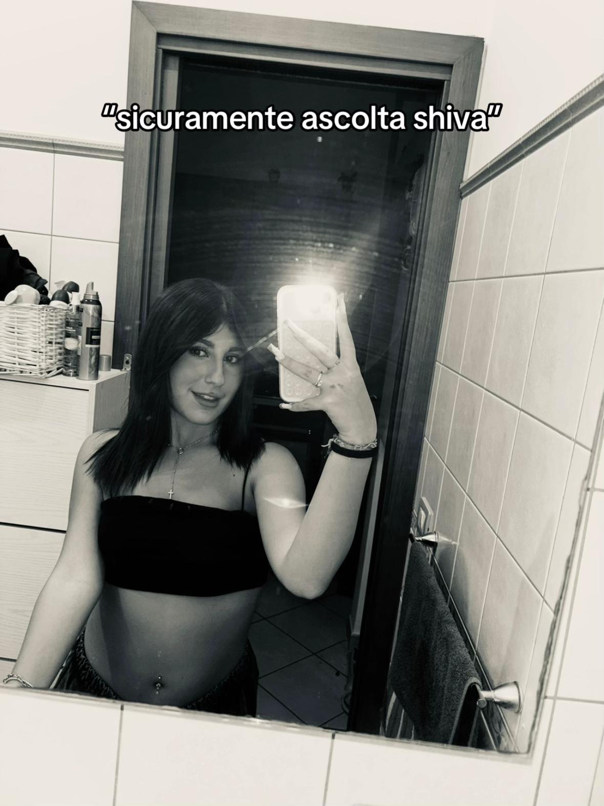 @l&ugrave;🌙