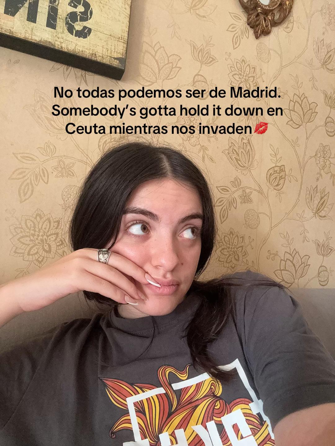 @danielaarosteguii